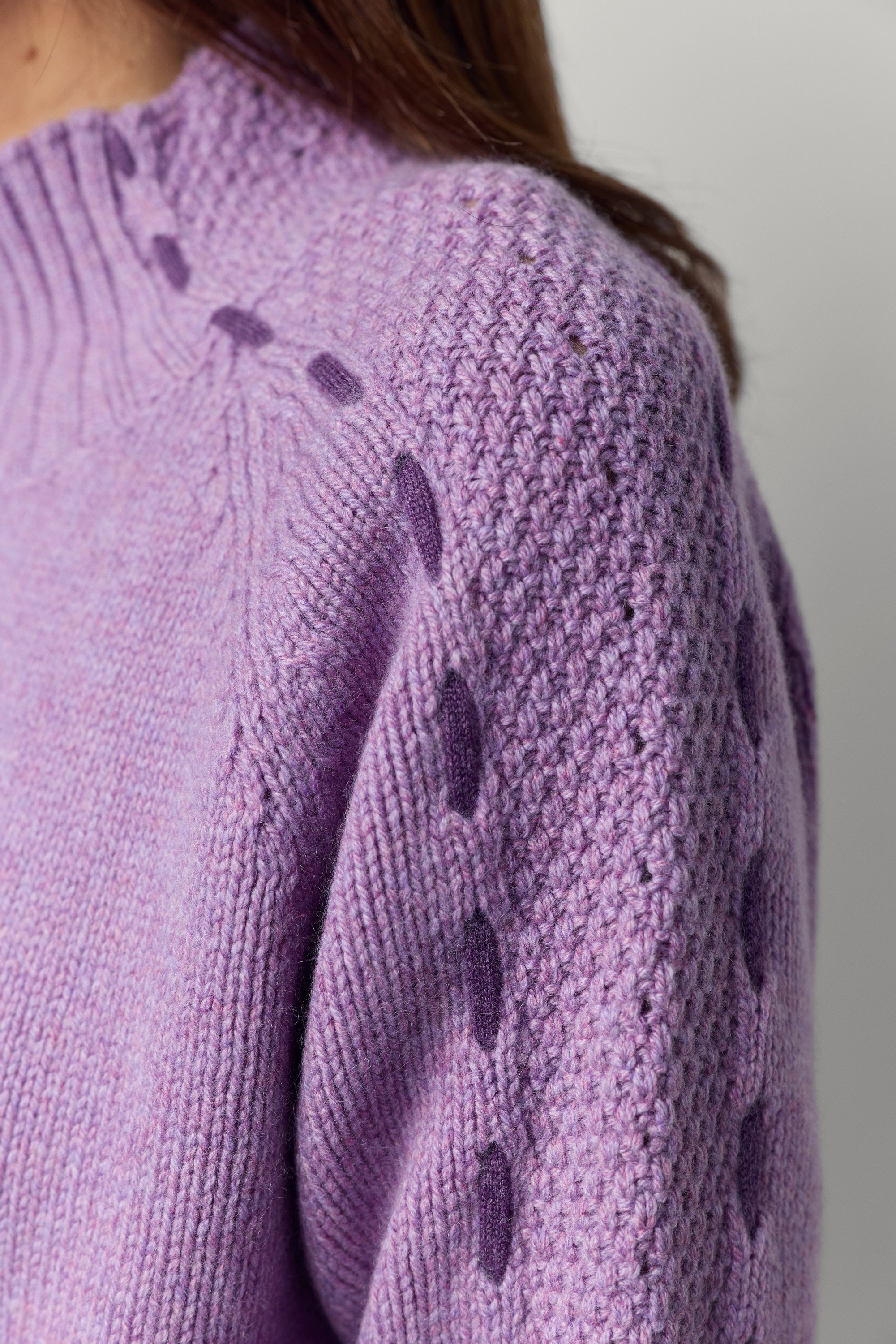 Cashmere sweater with embroidered details