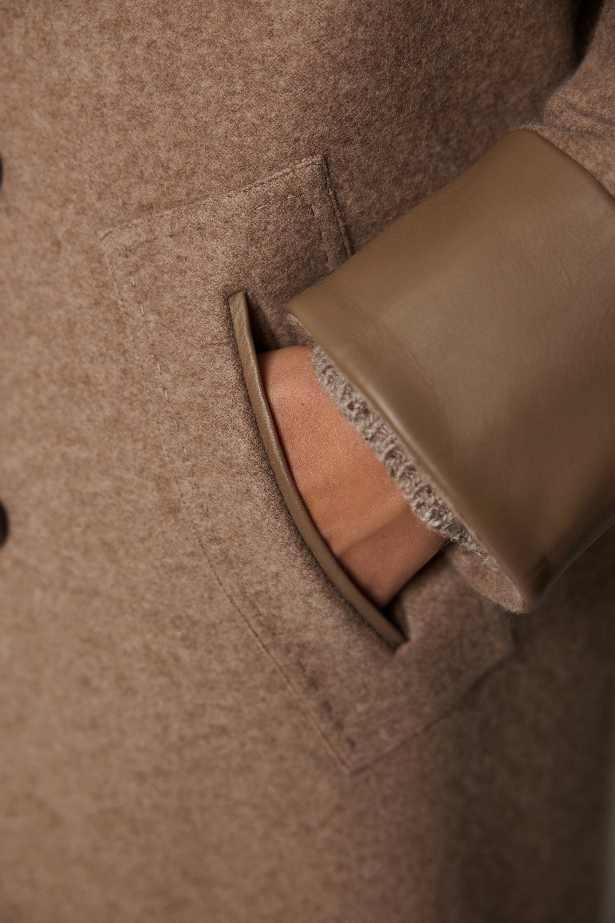 VIENNA cashmere and nappa leather coat
