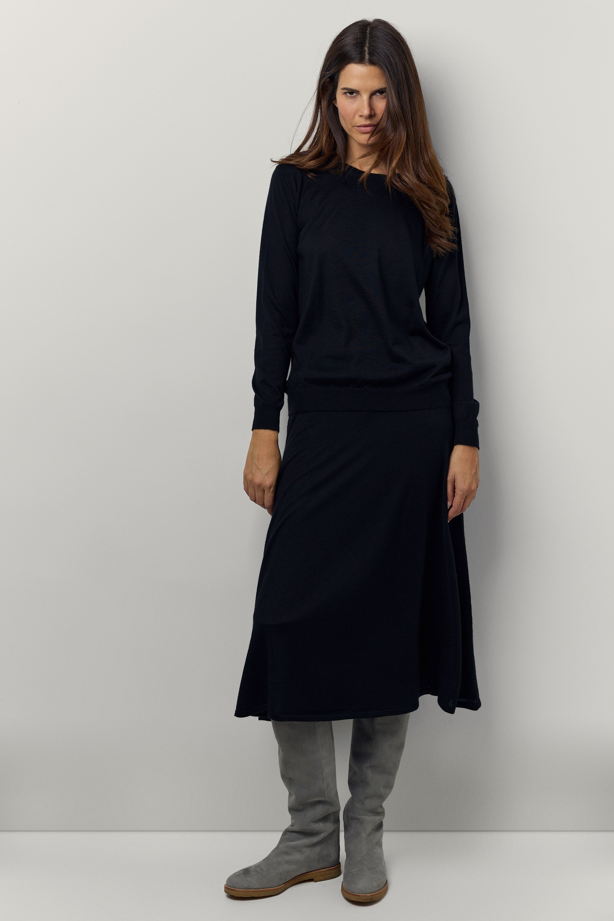 Long cashmere and silk skirt