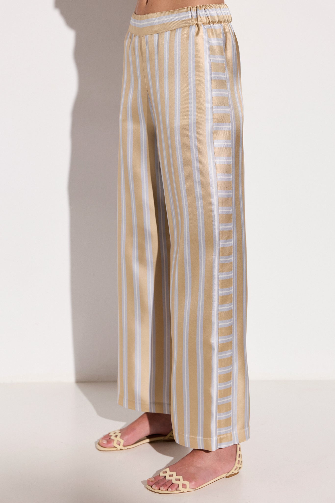 Pantalon en twill de soie rayé