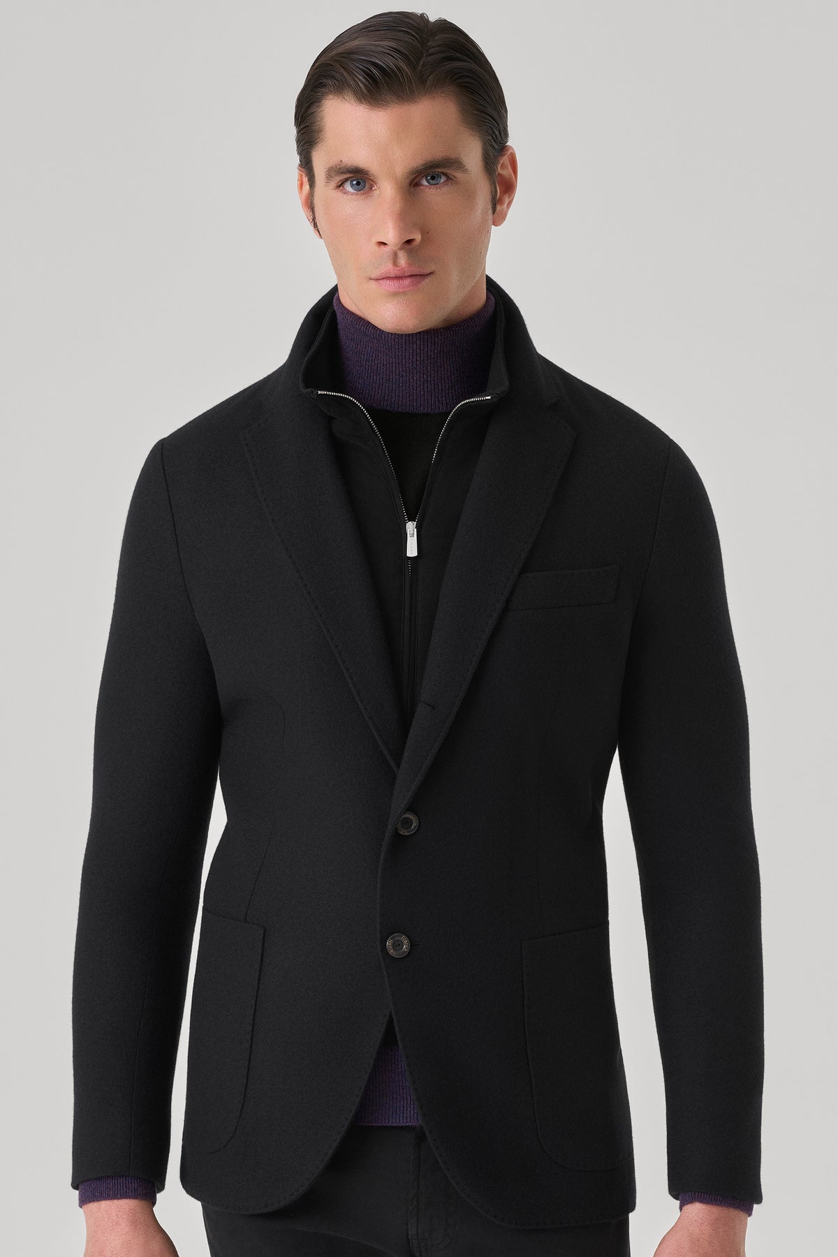 Veste en ultimum cachemire felt et plastron en suède