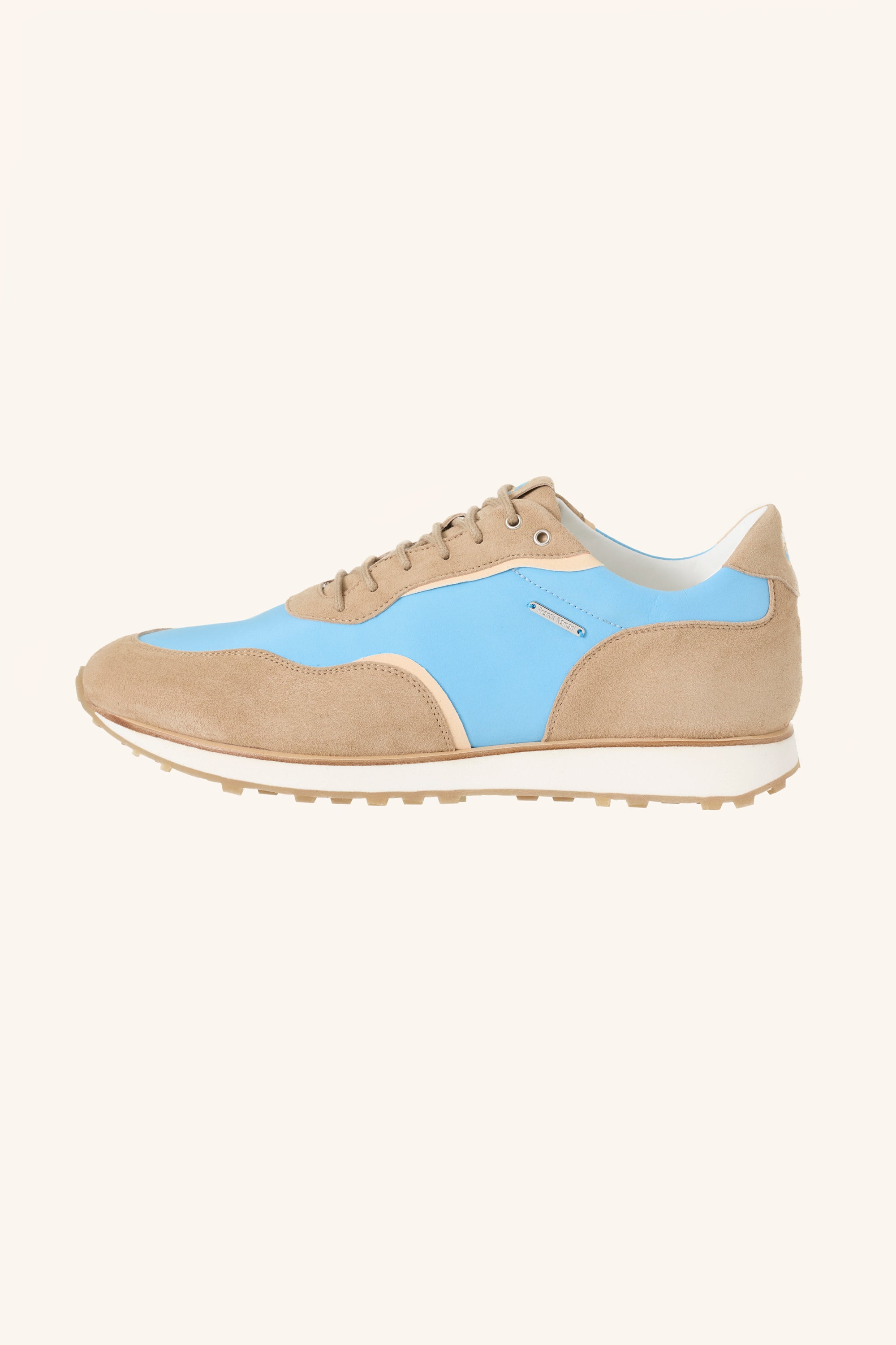 VEGAS Sneakers