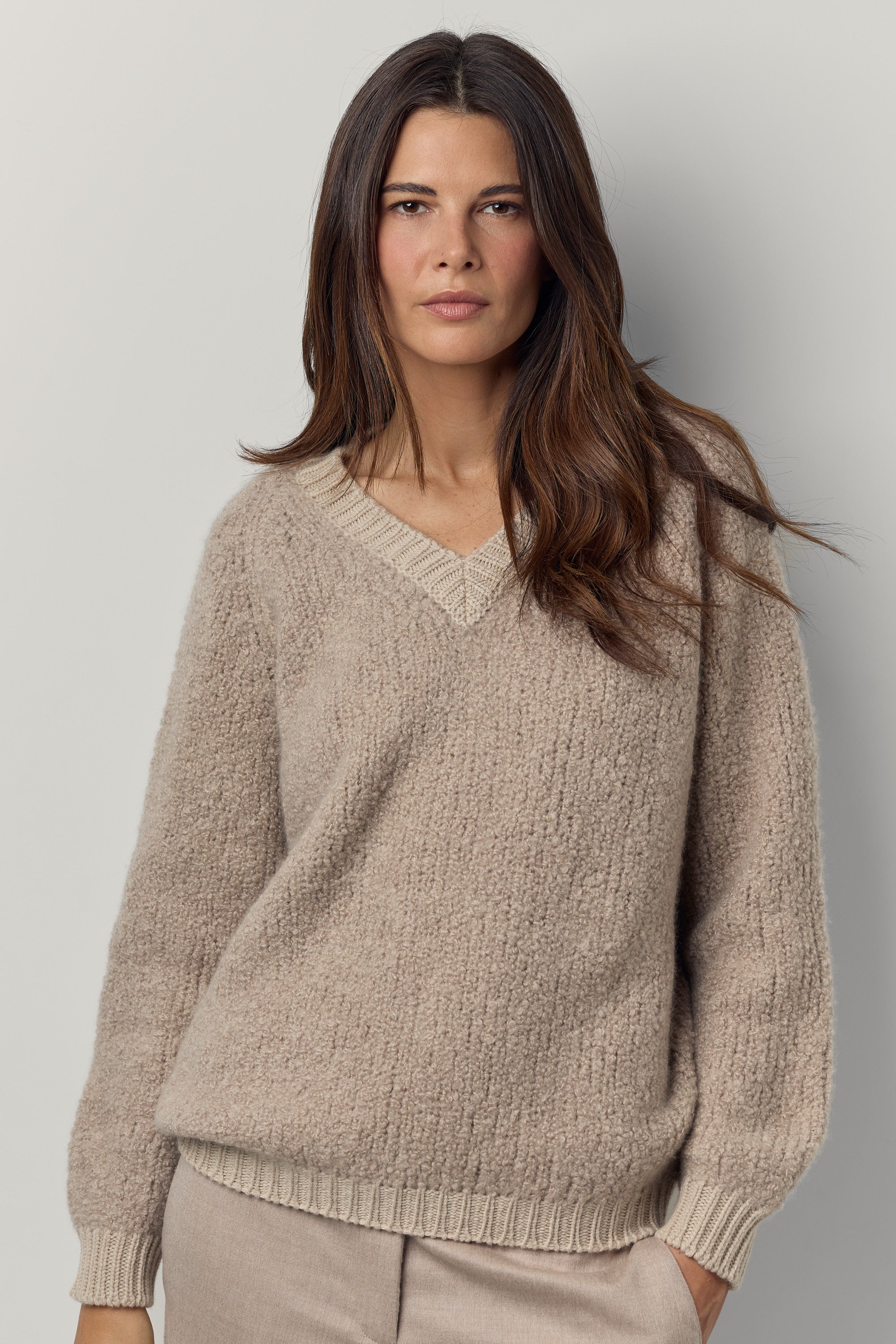 Pull à col V bouclé