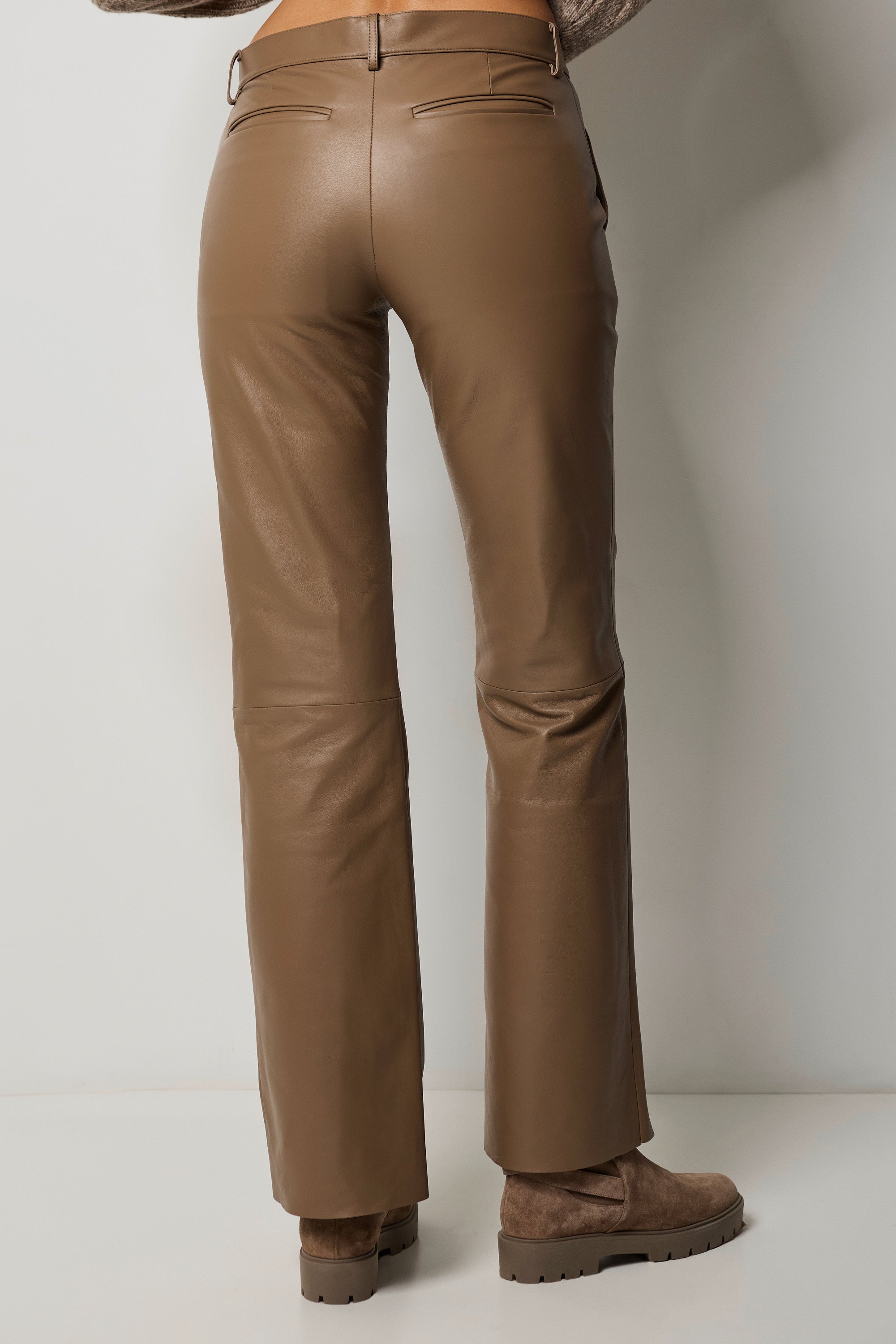 Pantalon en cuir nappa