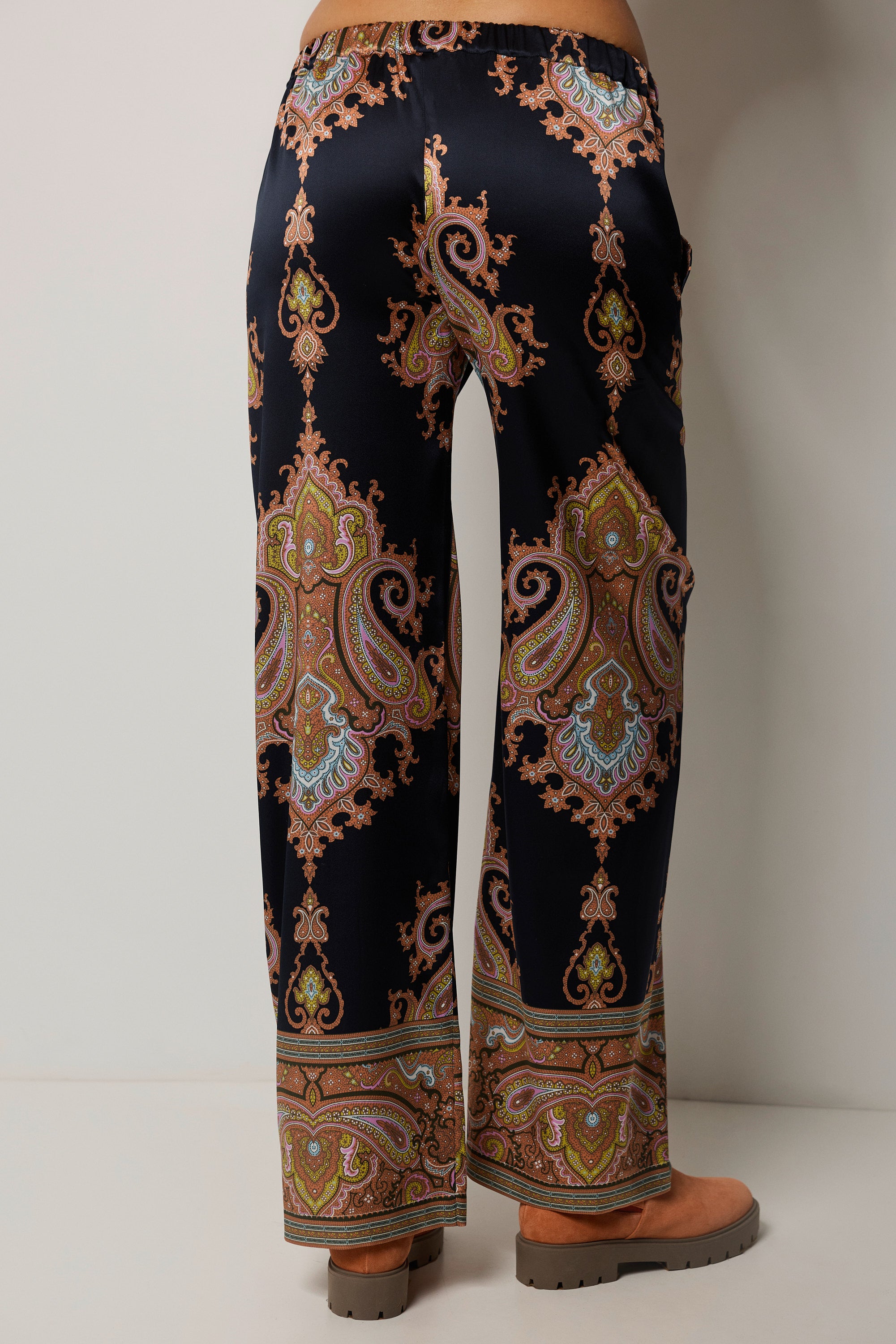 Pantalon en soie STAMPATA