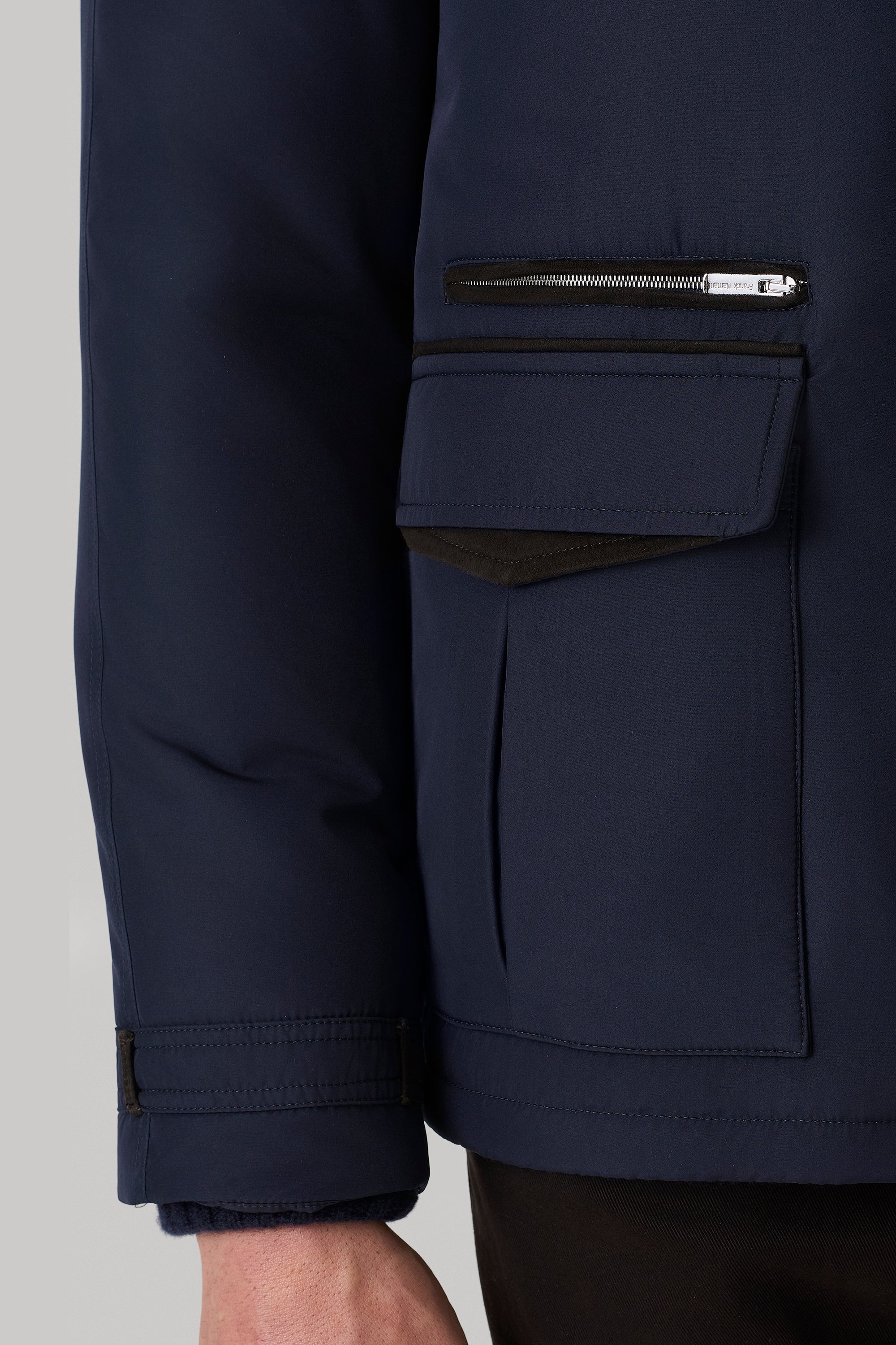 Parka Bond en silk nylon ultra-light et suède