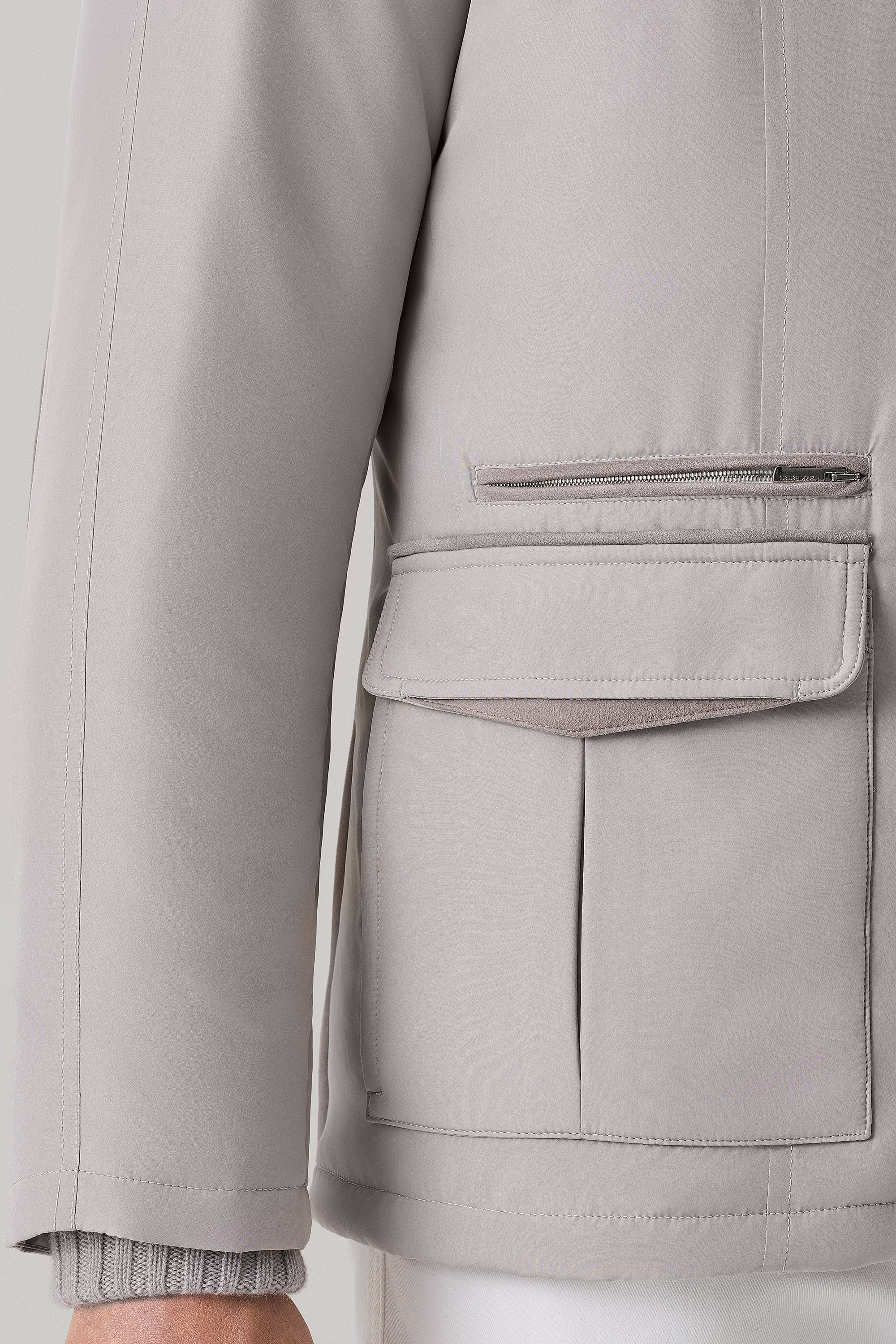 Parka Elvis en silk nylon ultra-light avec empiècement en ultimum cachemire