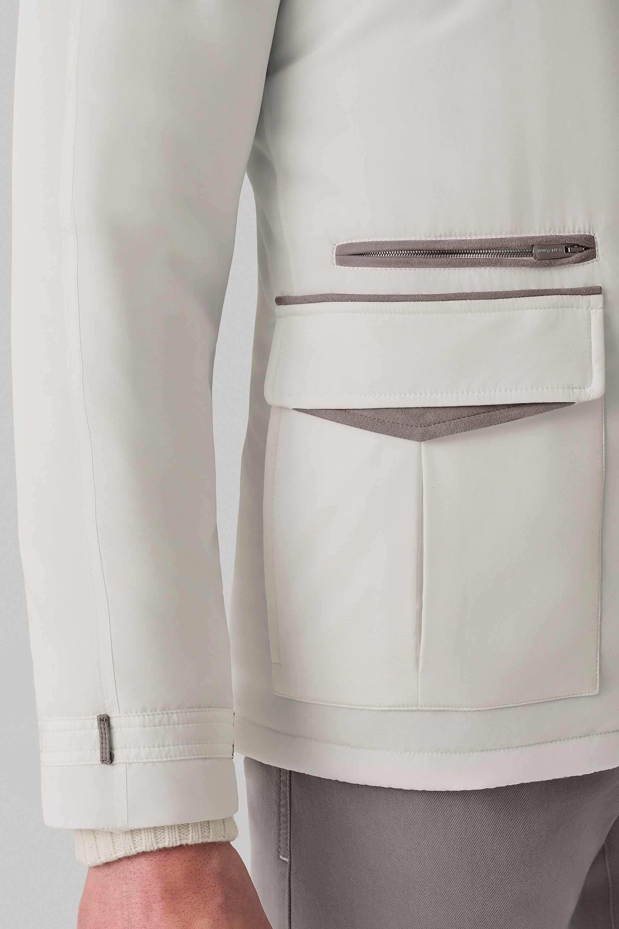Parka Bond en silk nylon ultra-light et suède
