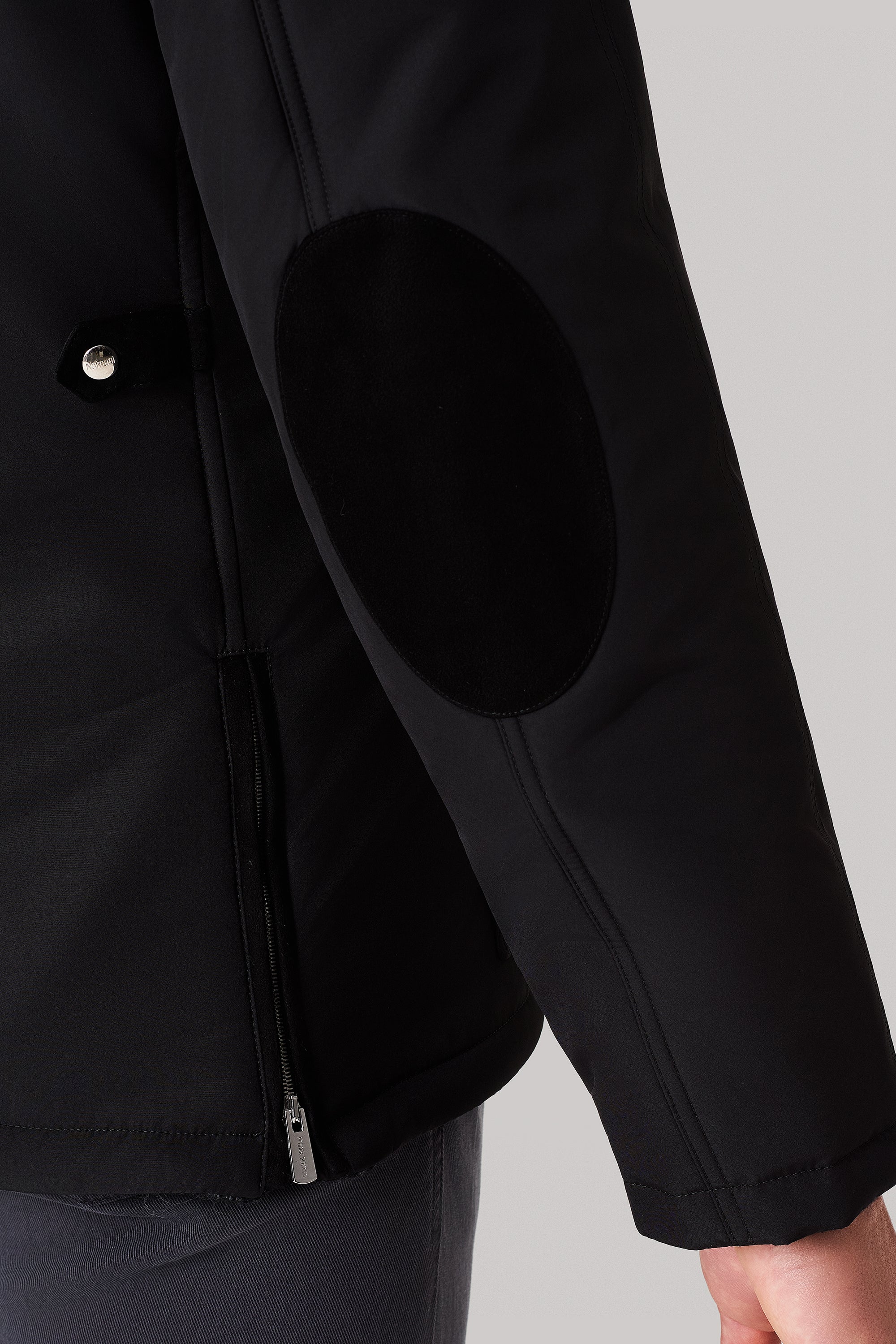 Parka Elvis en silk nylon ultra-light avec empiècement en ultimum cachemire