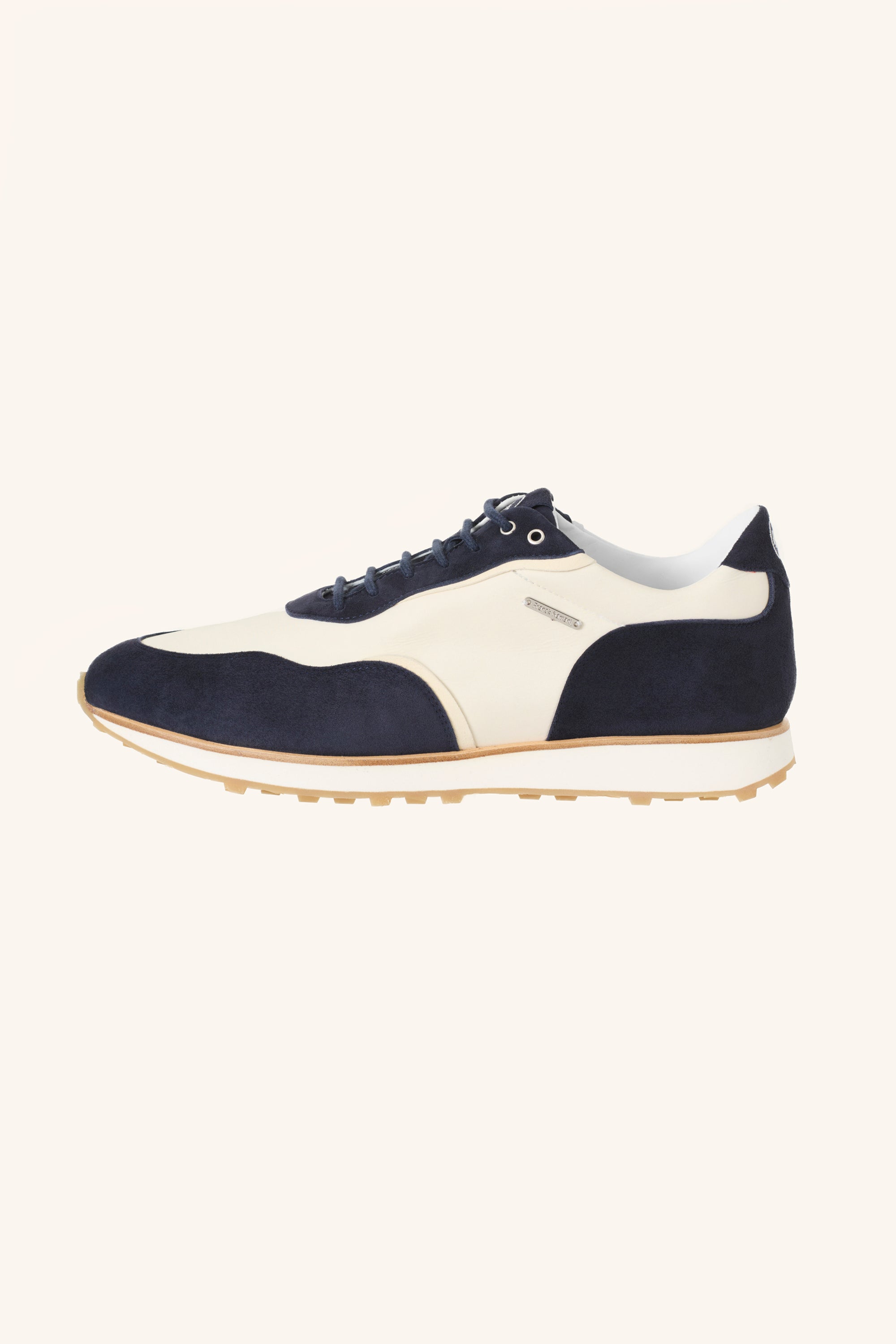 VEGAS Sneakers