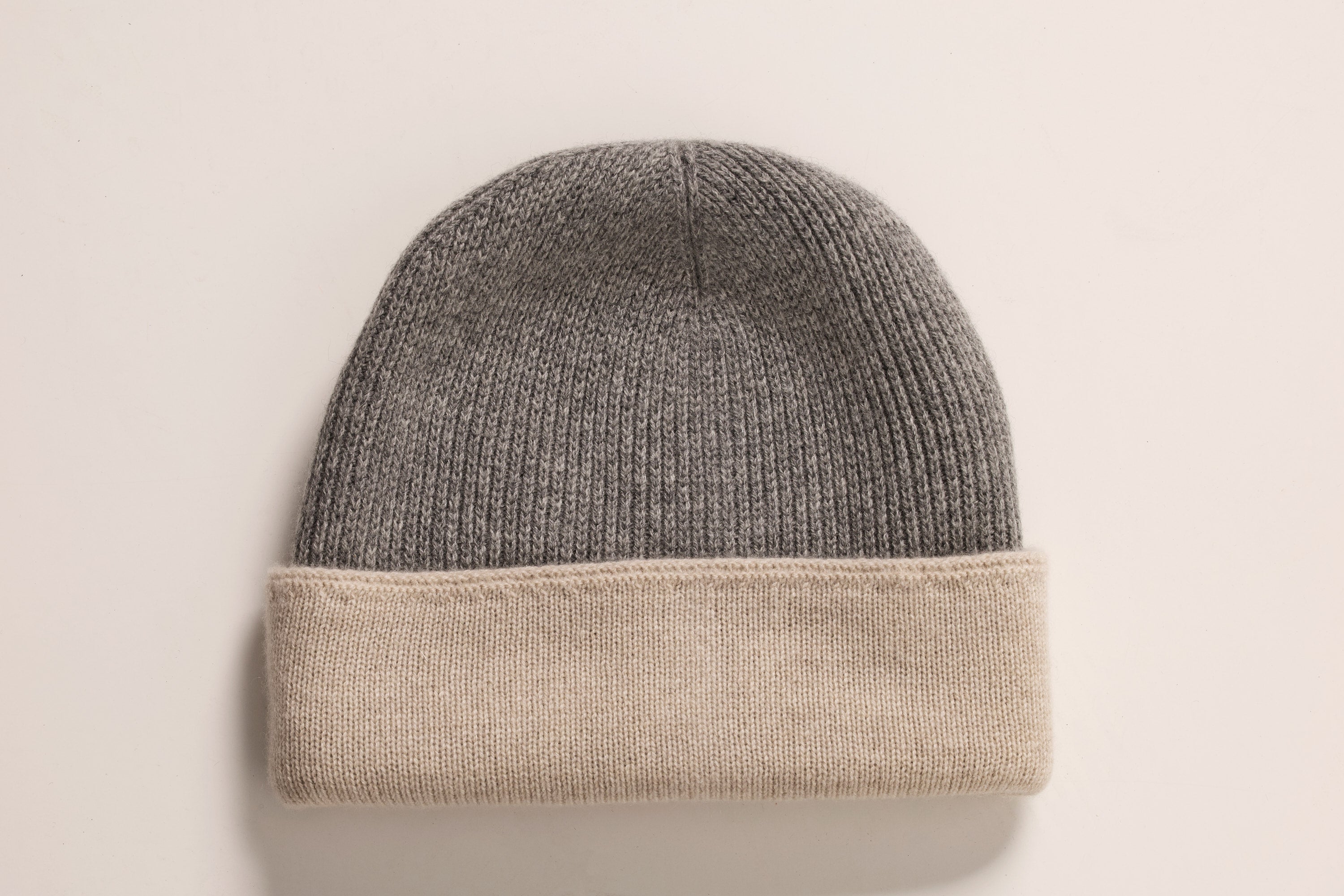 Bonnet bicolore en cachemire BOY