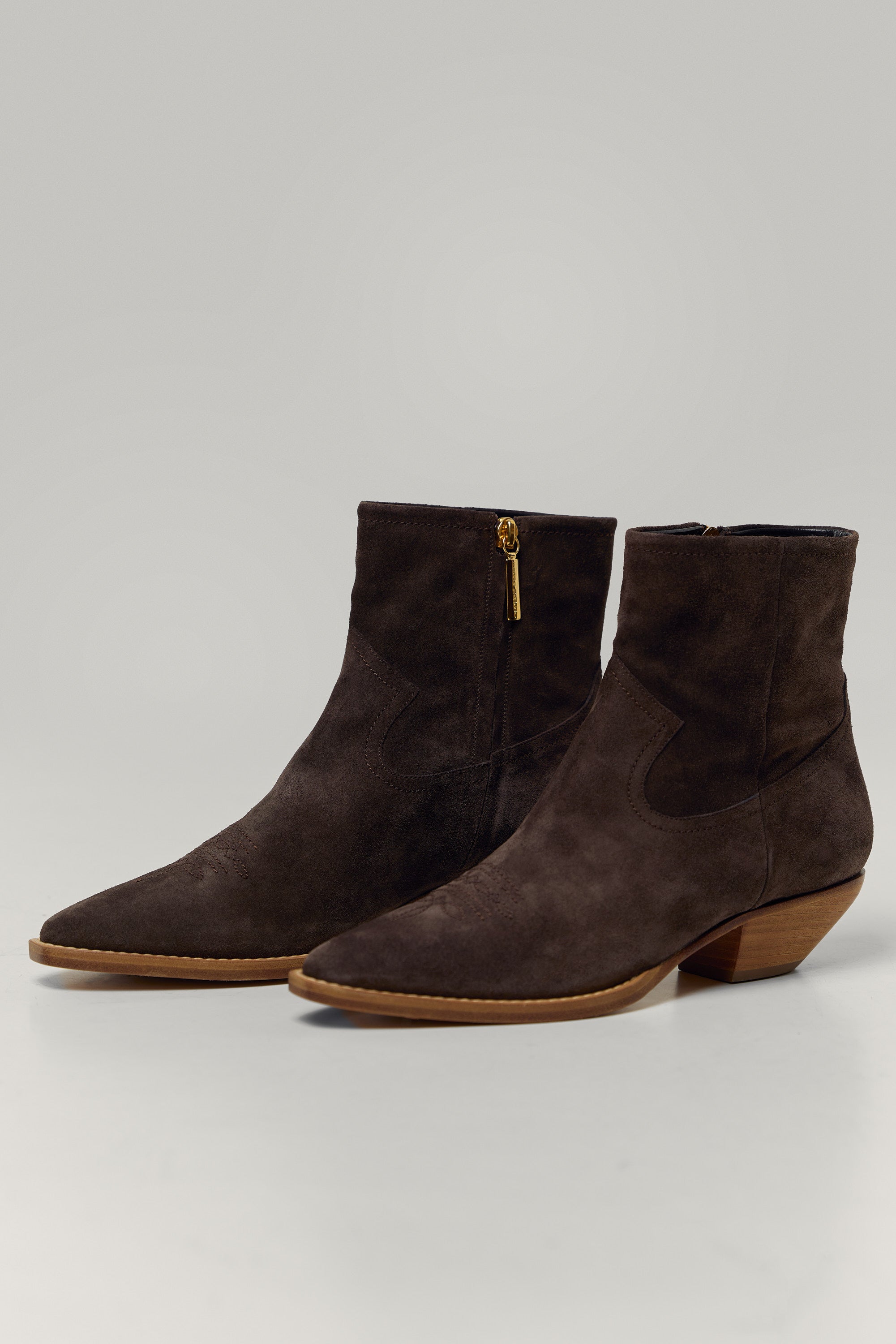 Suede Western boots